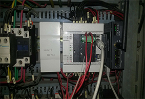 <b>三菱FX3U PLC小区供水设备远程在线监控</b>